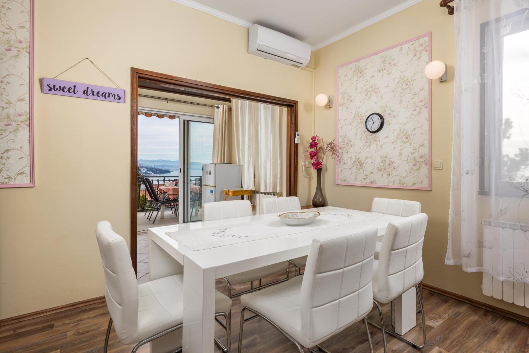 Camelia & Martina Apartments Опатия Екстериор снимка