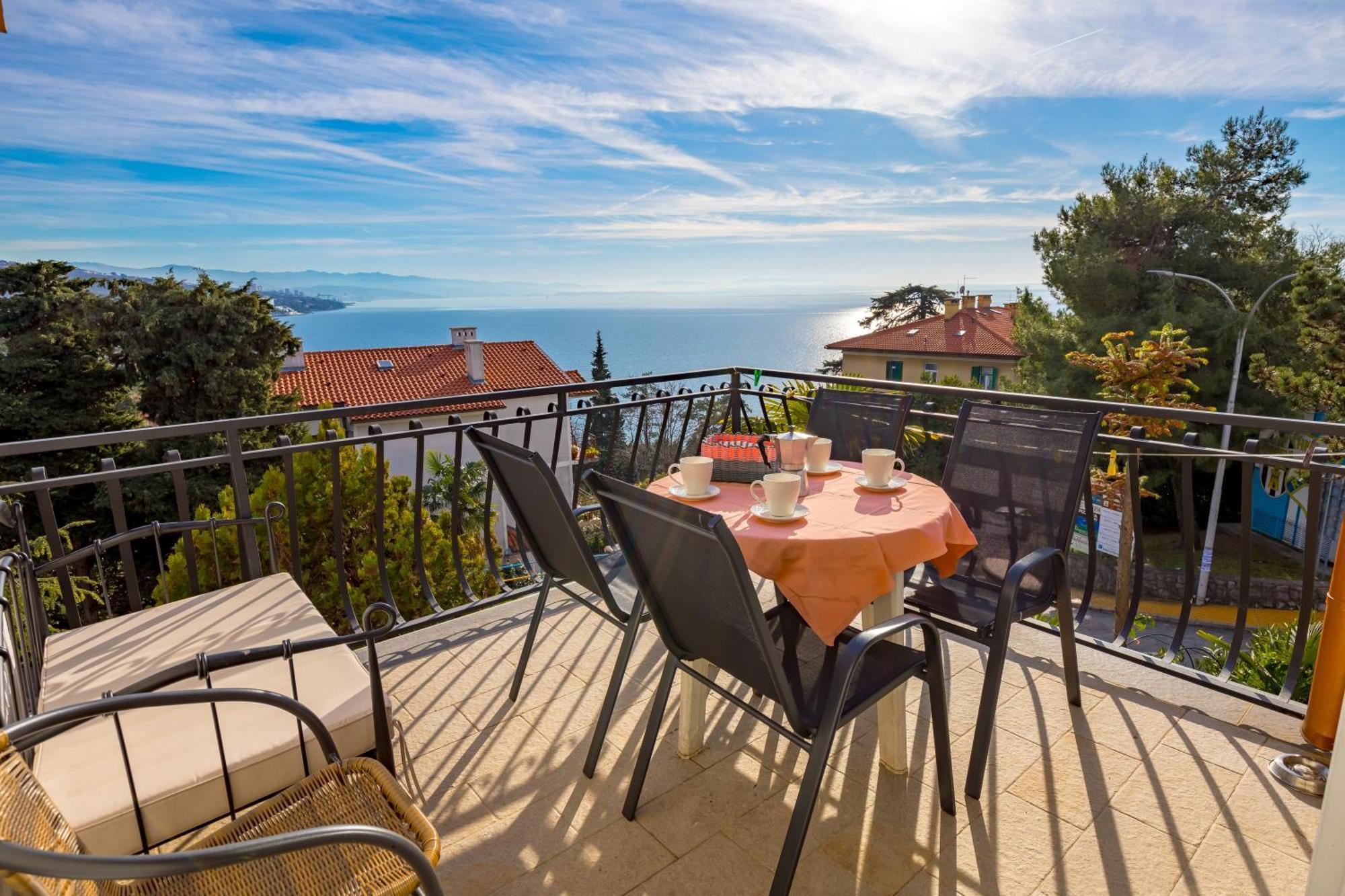 Camelia & Martina Apartments Опатия Екстериор снимка